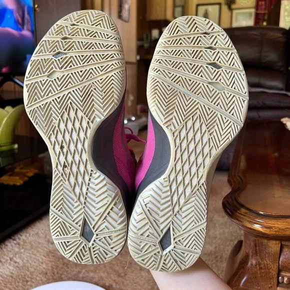 Women’s Nike Zoom HyperQuickness 'Think Pink' Brest cancer awareness size 10. - Picture 13 of 17